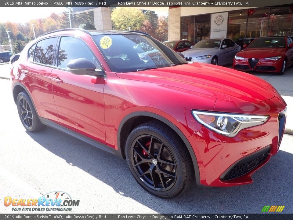 2019 Alfa Romeo Stelvio Ti AWD Alfa Rosso (Red) / Red Photo #2