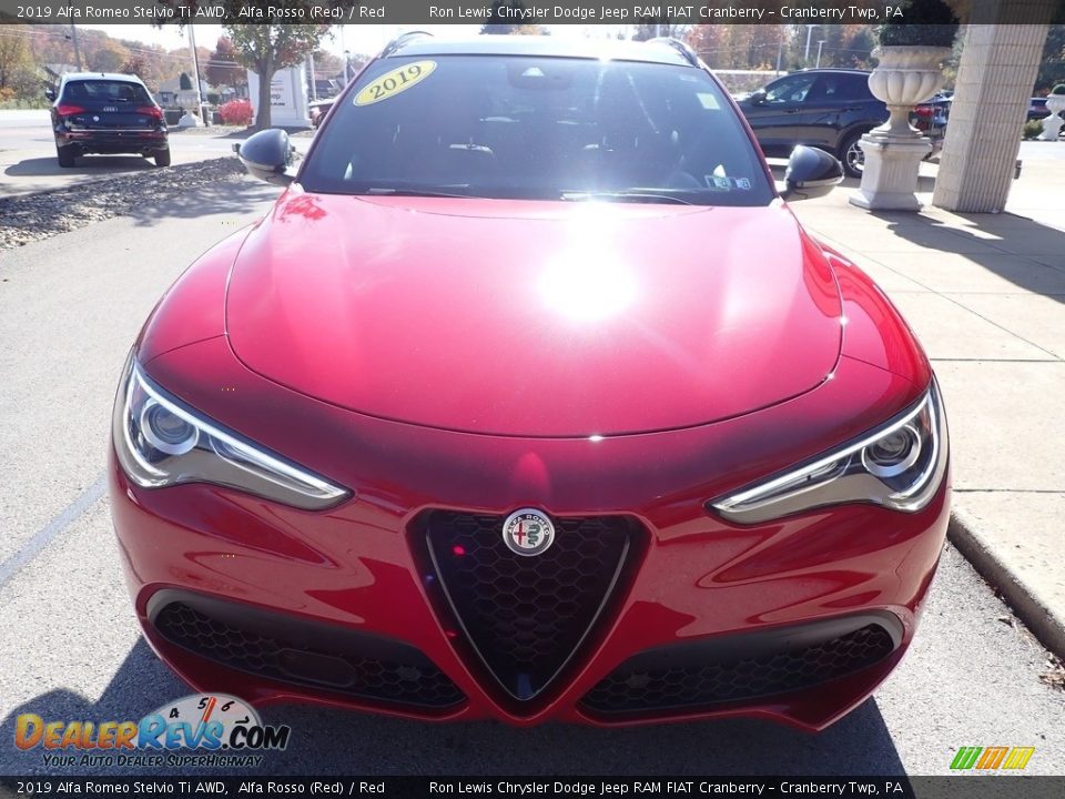 2019 Alfa Romeo Stelvio Ti AWD Alfa Rosso (Red) / Red Photo #3