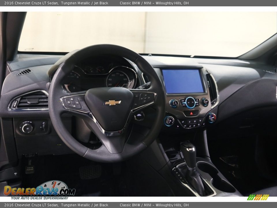 2016 Chevrolet Cruze LT Sedan Tungsten Metallic / Jet Black Photo #6