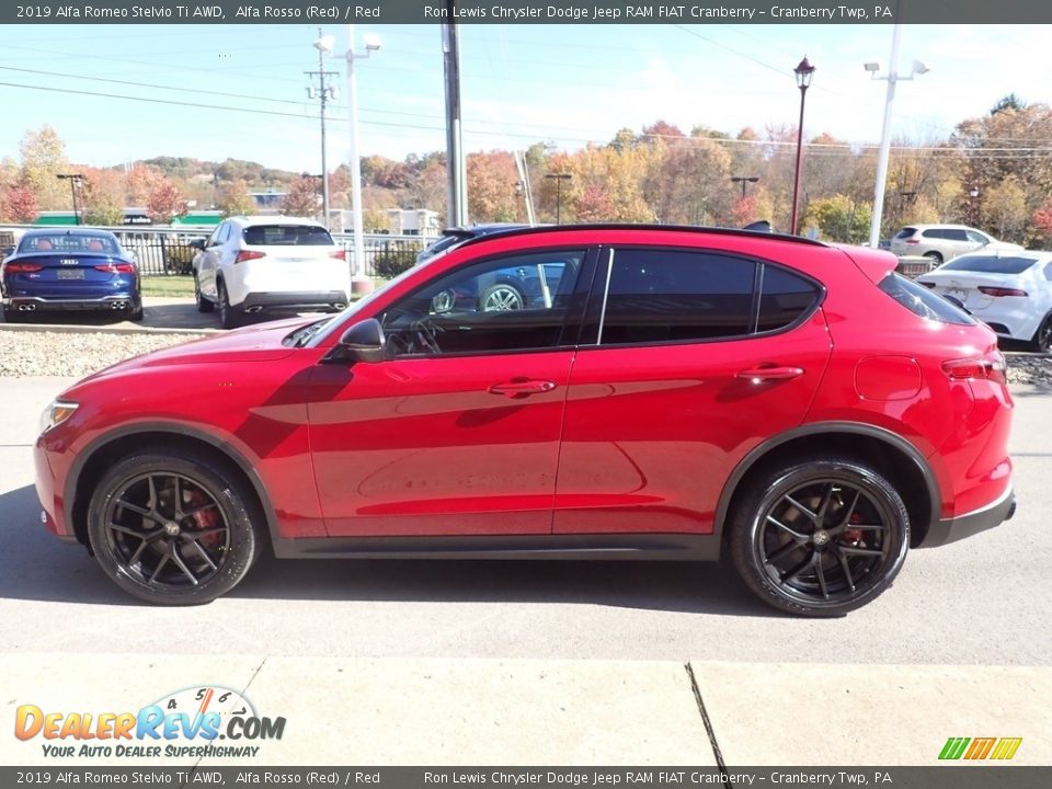 2019 Alfa Romeo Stelvio Ti AWD Alfa Rosso (Red) / Red Photo #5