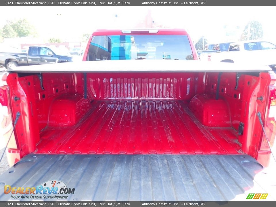 2021 Chevrolet Silverado 1500 Custom Crew Cab 4x4 Red Hot / Jet Black Photo #5