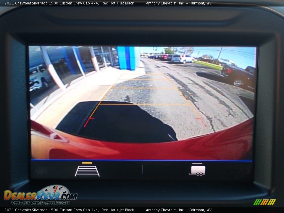 2021 Chevrolet Silverado 1500 Custom Crew Cab 4x4 Red Hot / Jet Black Photo #18