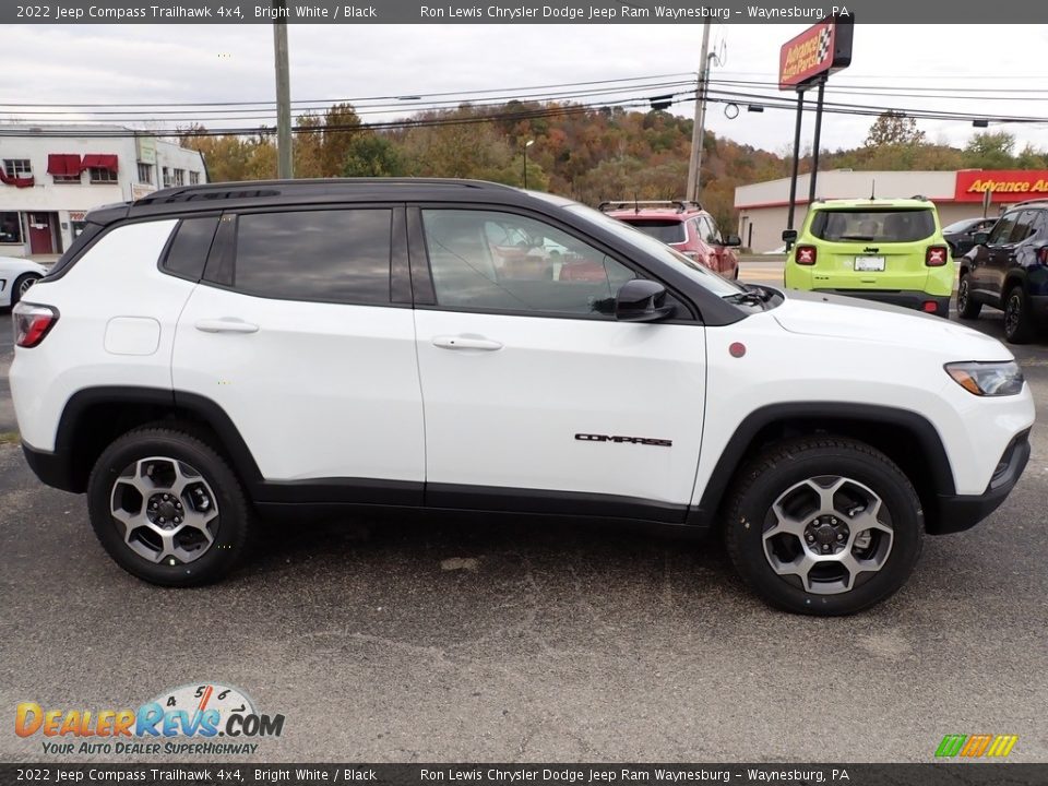 2022 Jeep Compass Trailhawk 4x4 Bright White / Black Photo #7