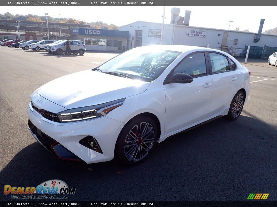 2023 Kia Forte GT Snow White Pearl / Black Photo #4