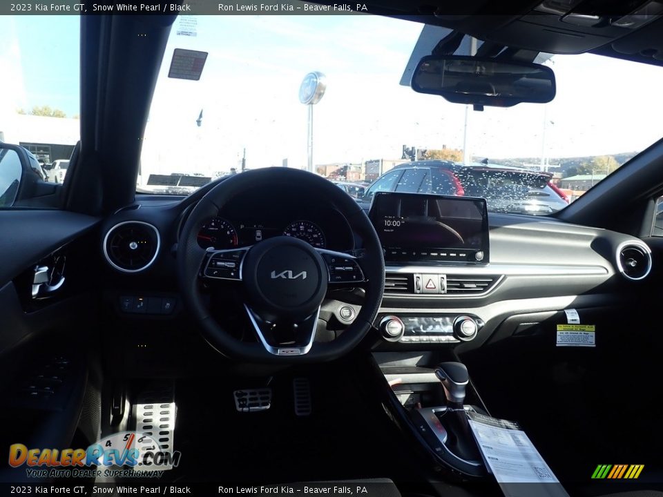 2023 Kia Forte GT Snow White Pearl / Black Photo #13