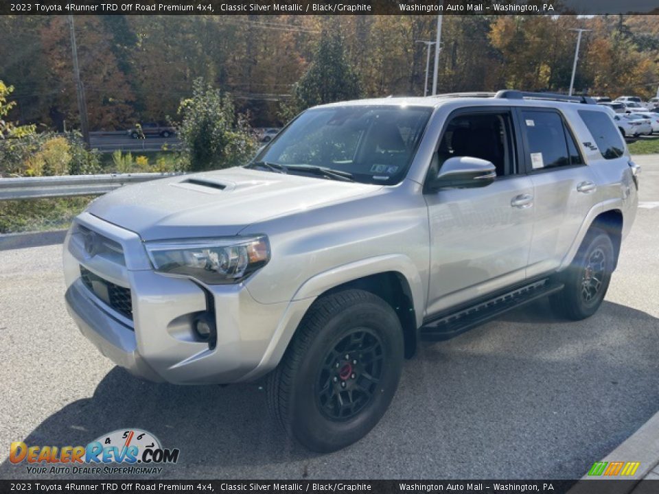 Front 3/4 View of 2023 Toyota 4Runner TRD Off Road Premium 4x4 Photo #7