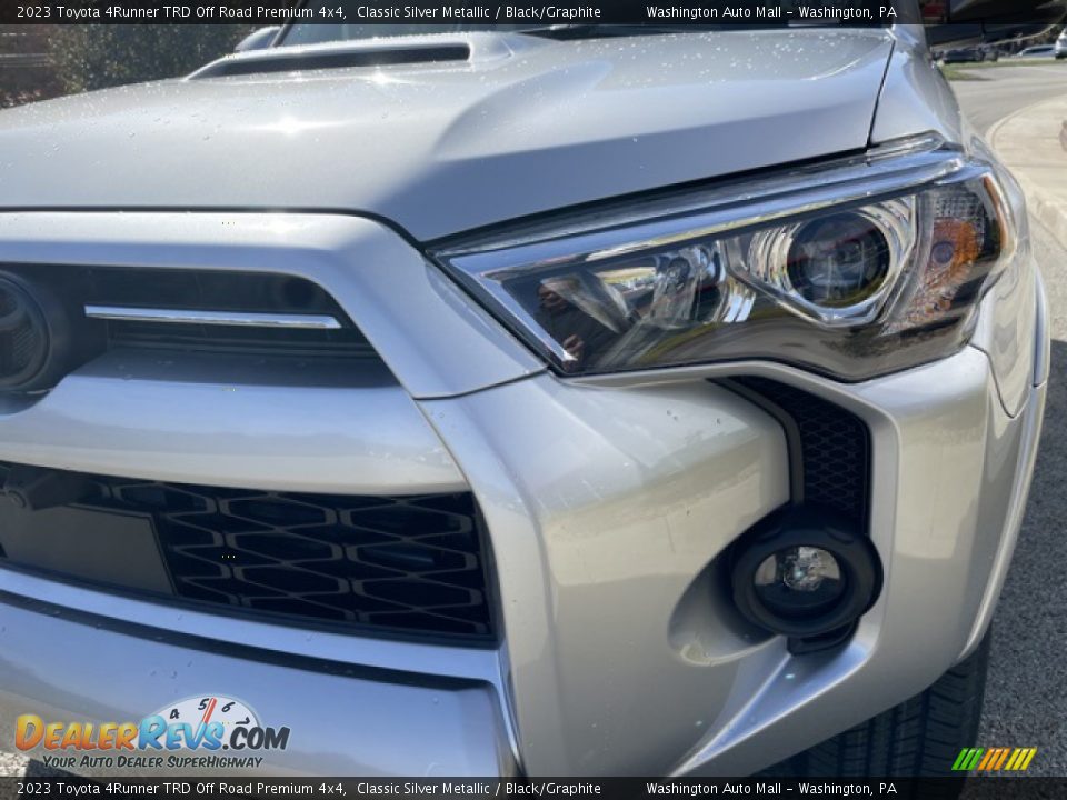 2023 Toyota 4Runner TRD Off Road Premium 4x4 Classic Silver Metallic / Black/Graphite Photo #24