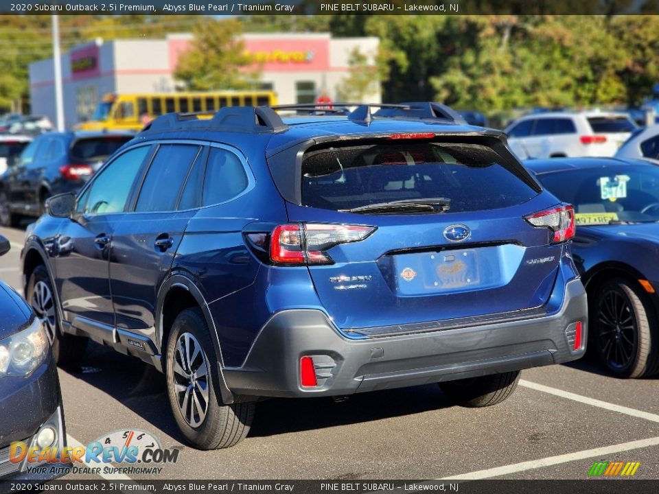 2020 Subaru Outback 2.5i Premium Abyss Blue Pearl / Titanium Gray Photo #8
