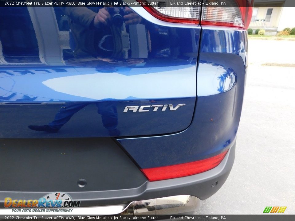 2022 Chevrolet TrailBlazer ACTIV AWD Blue Glow Metallic / Jet Black/­Almond Butter Photo #14