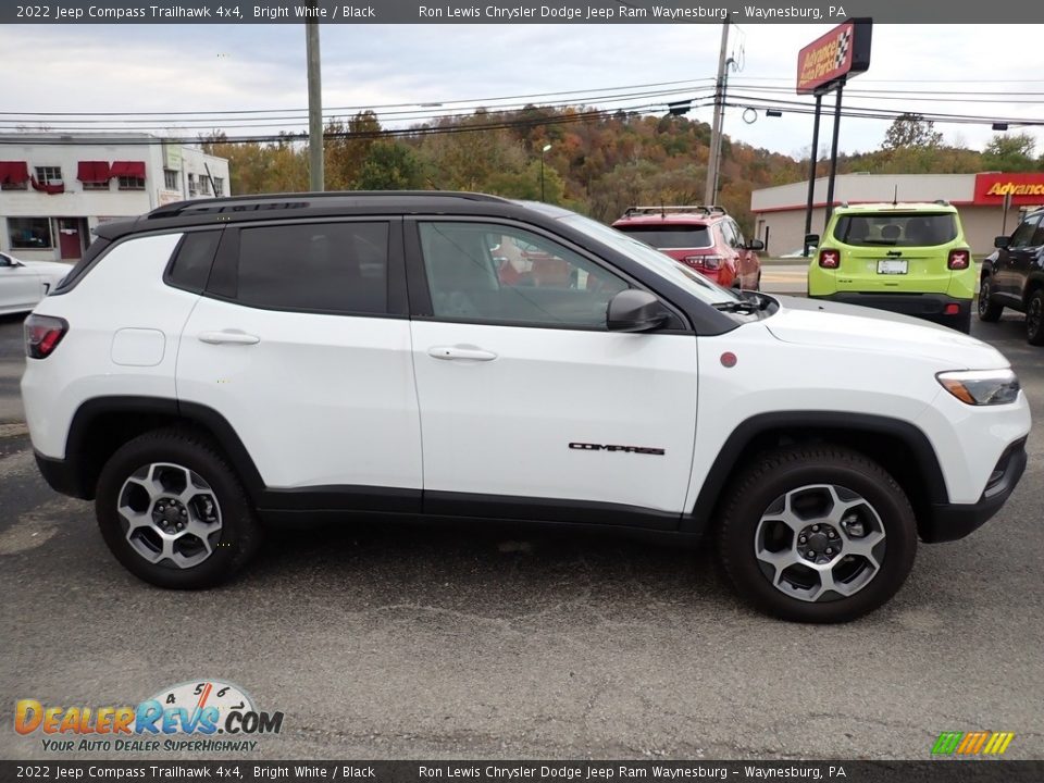 2022 Jeep Compass Trailhawk 4x4 Bright White / Black Photo #7