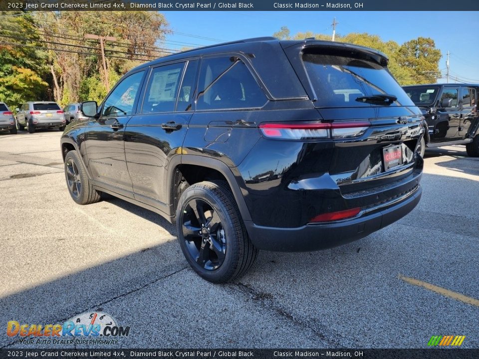 2023 Jeep Grand Cherokee Limited 4x4 Diamond Black Crystal Pearl / Global Black Photo #9
