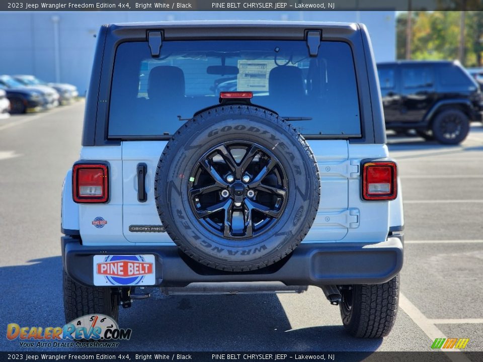 2023 Jeep Wrangler Freedom Edition 4x4 Bright White / Black Photo #5