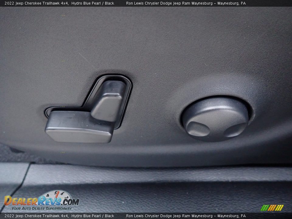 2022 Jeep Cherokee Trailhawk 4x4 Hydro Blue Pearl / Black Photo #16