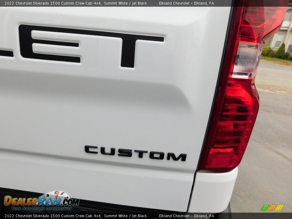 2022 Chevrolet Silverado 1500 Custom Crew Cab 4x4 Summit White / Jet Black Photo #14