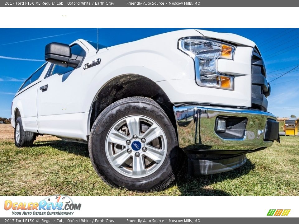 2017 Ford F150 XL Regular Cab Oxford White / Earth Gray Photo #2