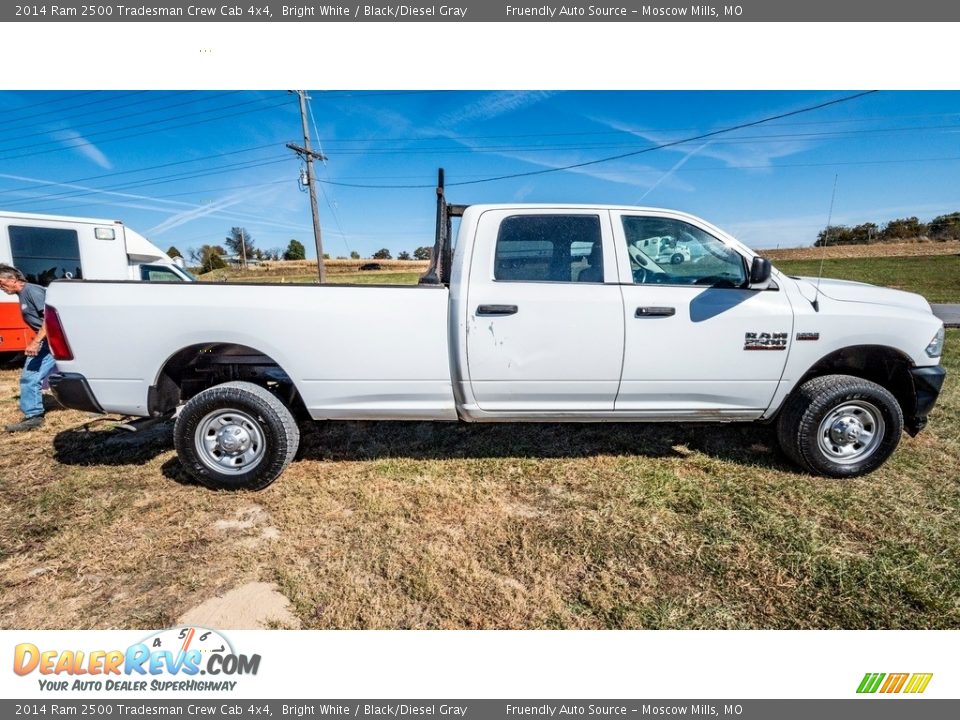 2014 Ram 2500 Tradesman Crew Cab 4x4 Bright White / Black/Diesel Gray Photo #3