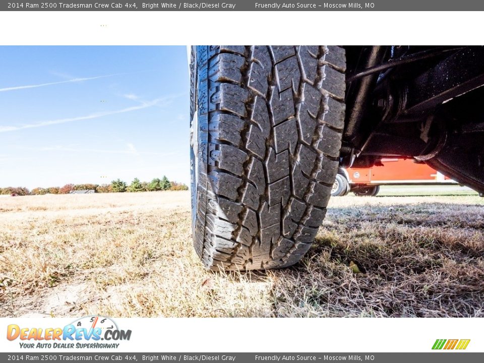 2014 Ram 2500 Tradesman Crew Cab 4x4 Bright White / Black/Diesel Gray Photo #12