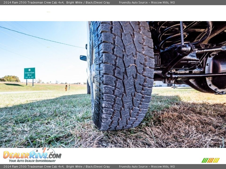 2014 Ram 2500 Tradesman Crew Cab 4x4 Bright White / Black/Diesel Gray Photo #14