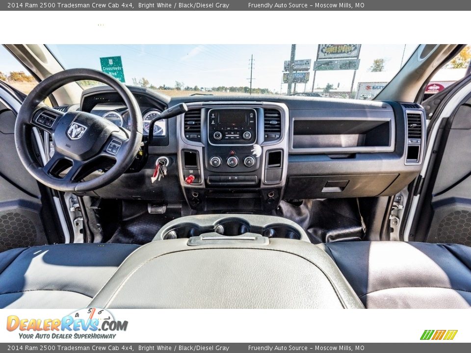 2014 Ram 2500 Tradesman Crew Cab 4x4 Bright White / Black/Diesel Gray Photo #26