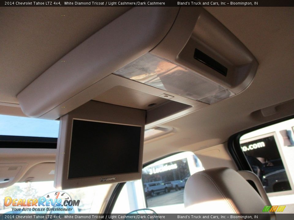 2014 Chevrolet Tahoe LTZ 4x4 White Diamond Tricoat / Light Cashmere/Dark Cashmere Photo #31