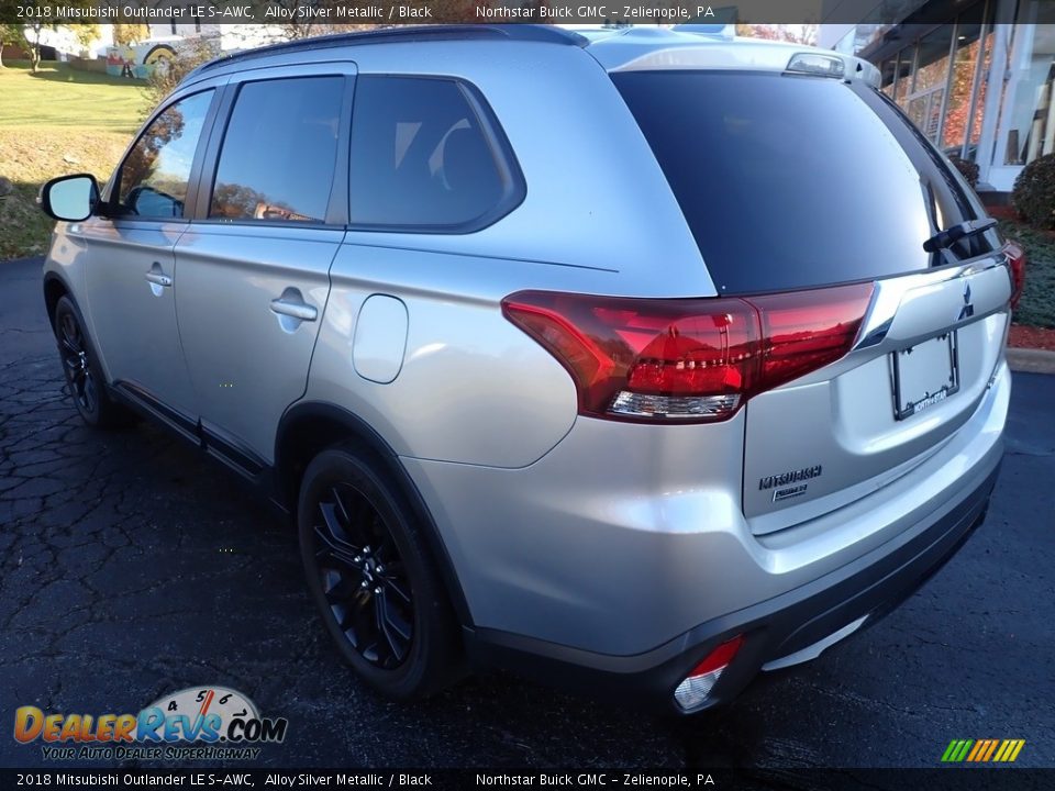 2018 Mitsubishi Outlander LE S-AWC Alloy Silver Metallic / Black Photo #3