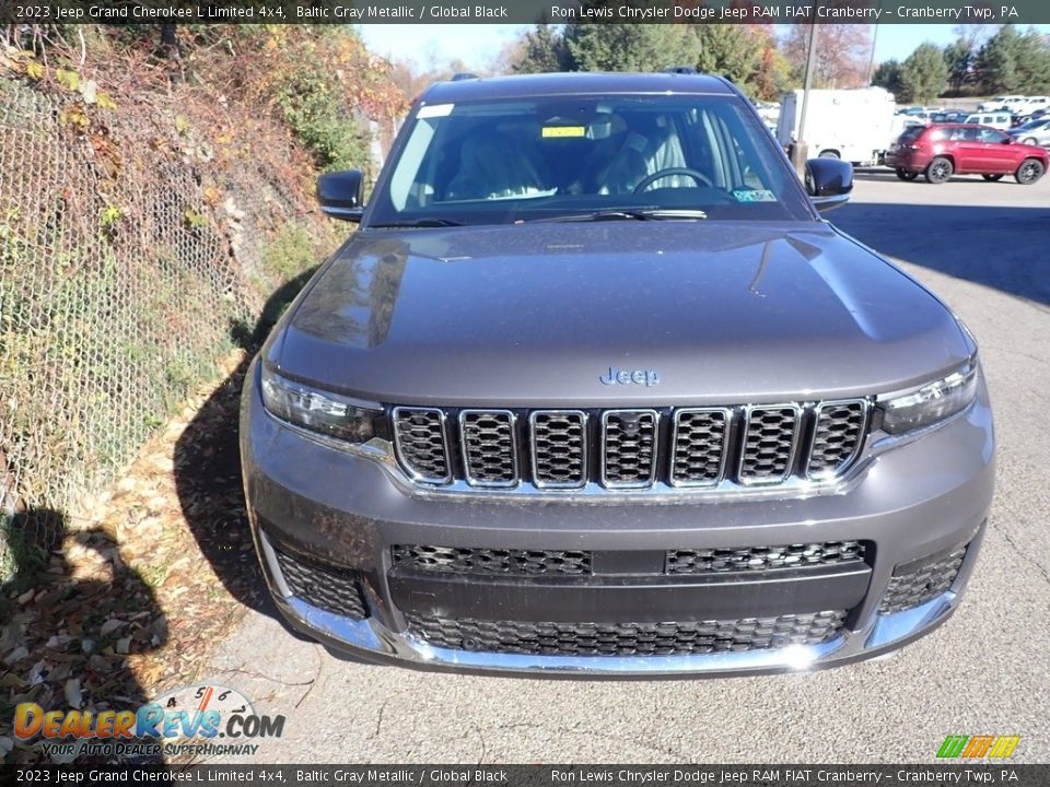 2023 Jeep Grand Cherokee L Limited 4x4 Baltic Gray Metallic / Global Black Photo #2