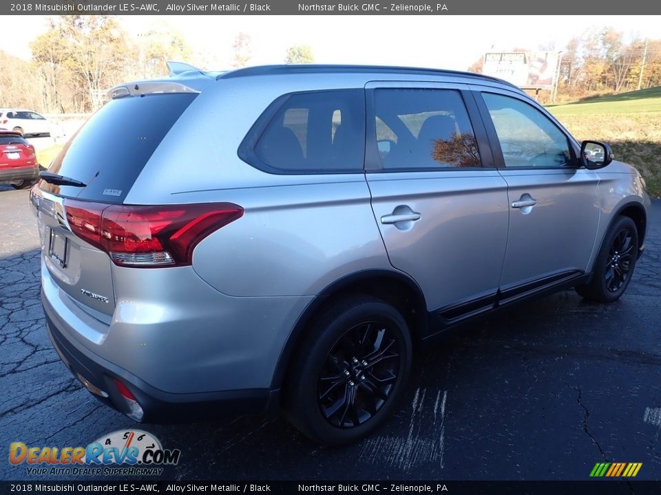 2018 Mitsubishi Outlander LE S-AWC Alloy Silver Metallic / Black Photo #7