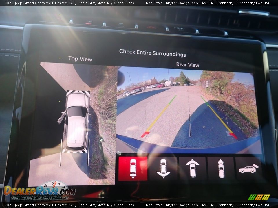 2023 Jeep Grand Cherokee L Limited 4x4 Baltic Gray Metallic / Global Black Photo #19