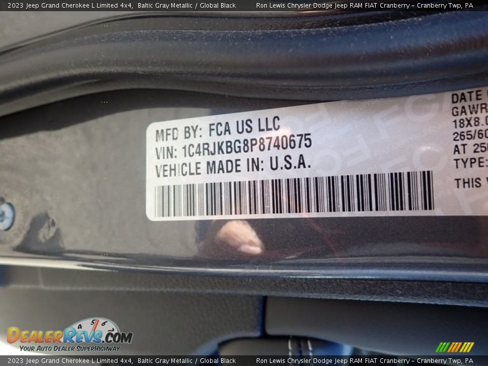 2023 Jeep Grand Cherokee L Limited 4x4 Baltic Gray Metallic / Global Black Photo #20