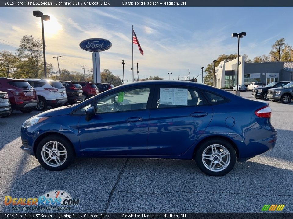 2019 Ford Fiesta SE Sedan Lightning Blue / Charcoal Black Photo #2