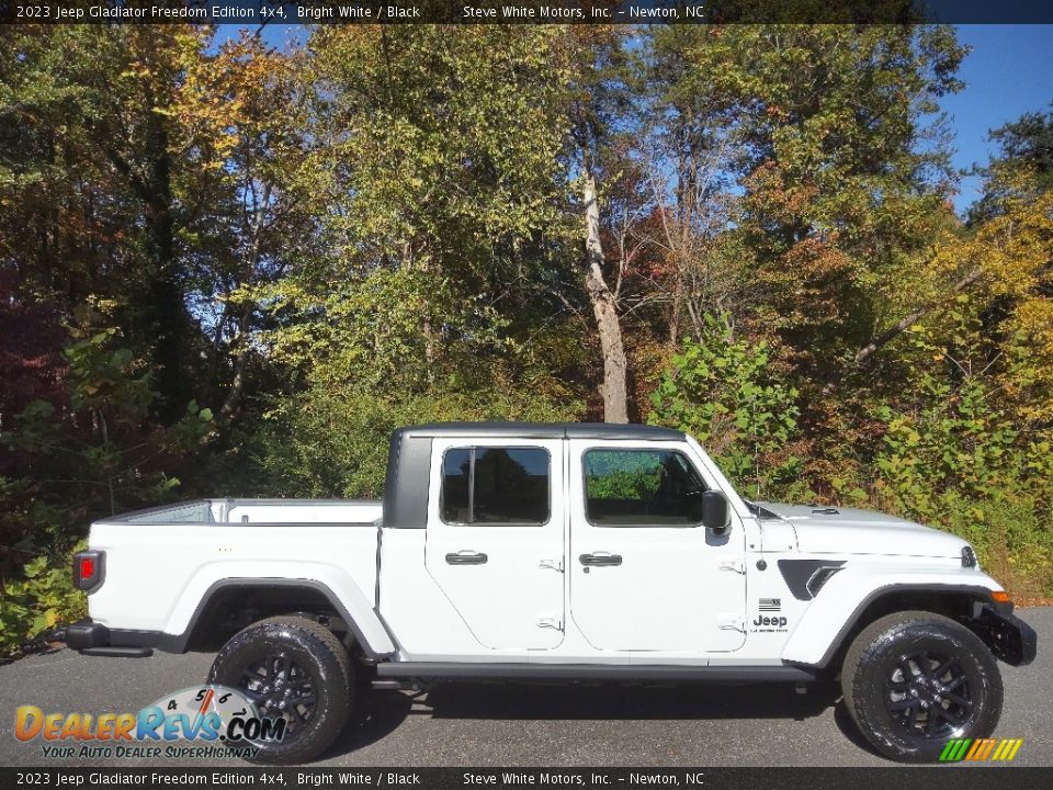 Bright White 2023 Jeep Gladiator Freedom Edition 4x4 Photo #5