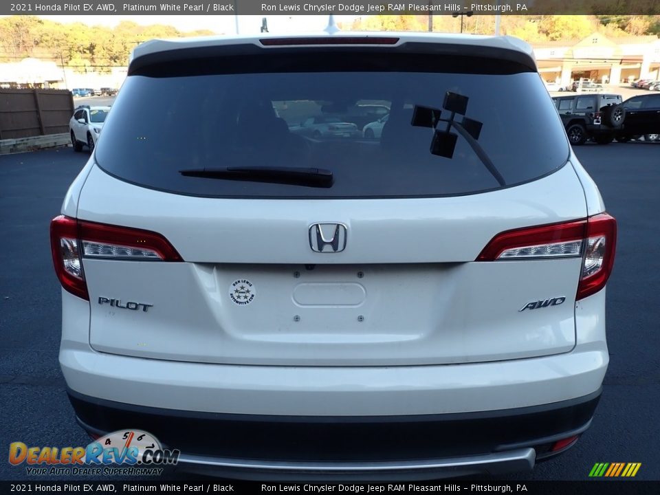 2021 Honda Pilot EX AWD Platinum White Pearl / Black Photo #4