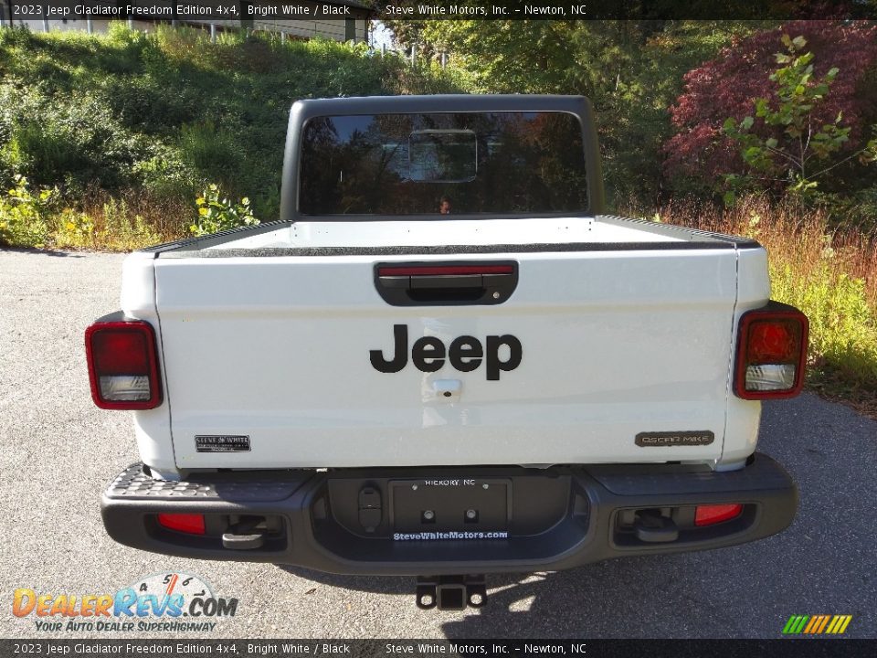 2023 Jeep Gladiator Freedom Edition 4x4 Bright White / Black Photo #7