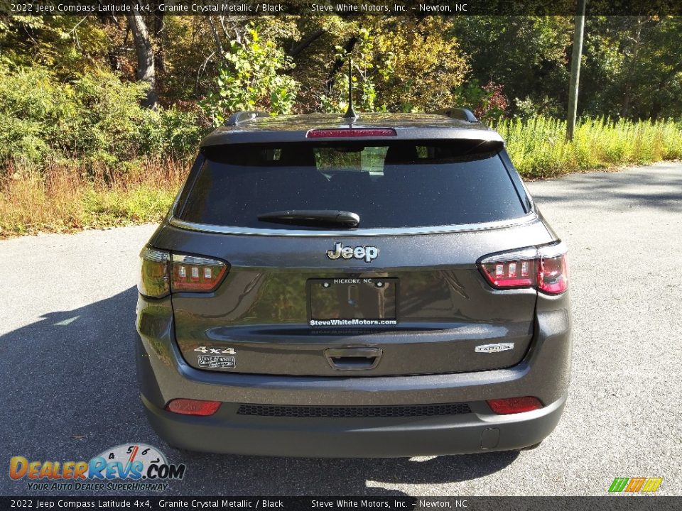 2022 Jeep Compass Latitude 4x4 Granite Crystal Metallic / Black Photo #7