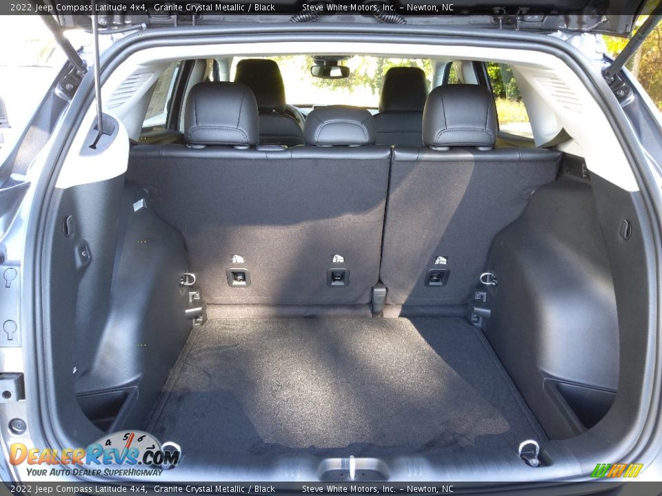 2022 Jeep Compass Latitude 4x4 Trunk Photo #14