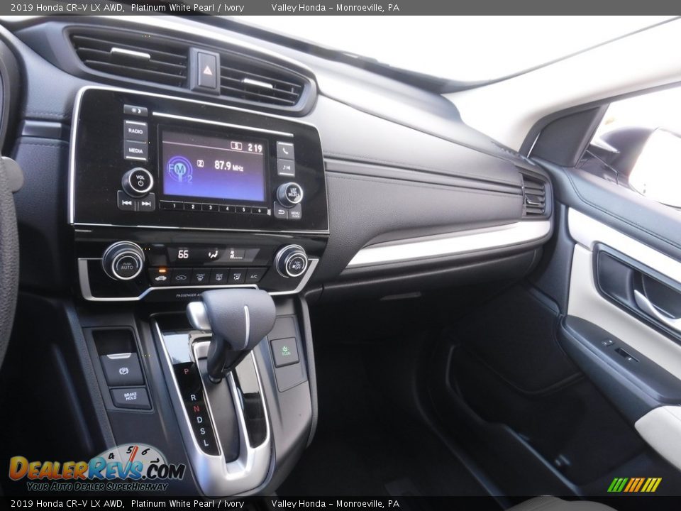 2019 Honda CR-V LX AWD Platinum White Pearl / Ivory Photo #14