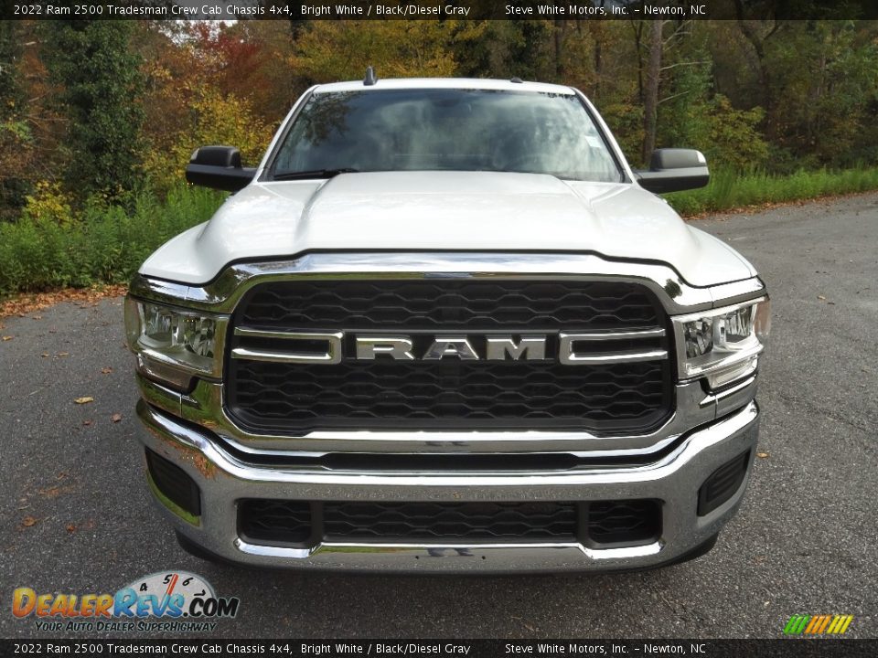 2022 Ram 2500 Tradesman Crew Cab Chassis 4x4 Bright White / Black/Diesel Gray Photo #3