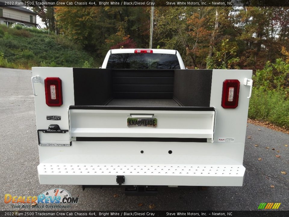 2022 Ram 2500 Tradesman Crew Cab Chassis 4x4 Bright White / Black/Diesel Gray Photo #8