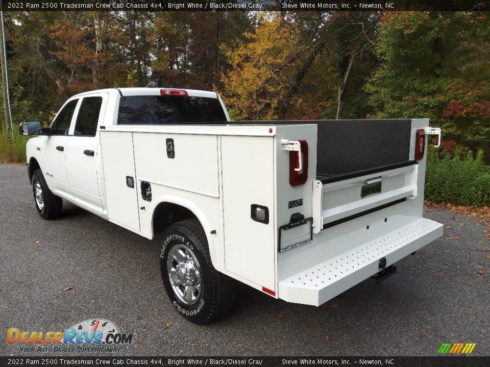 2022 Ram 2500 Tradesman Crew Cab Chassis 4x4 Bright White / Black/Diesel Gray Photo #10