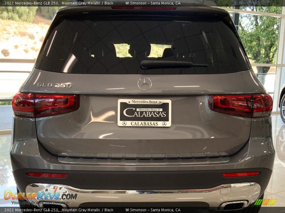 2022 Mercedes-Benz GLB 250 Mountain Gray Metallic / Black Photo #5