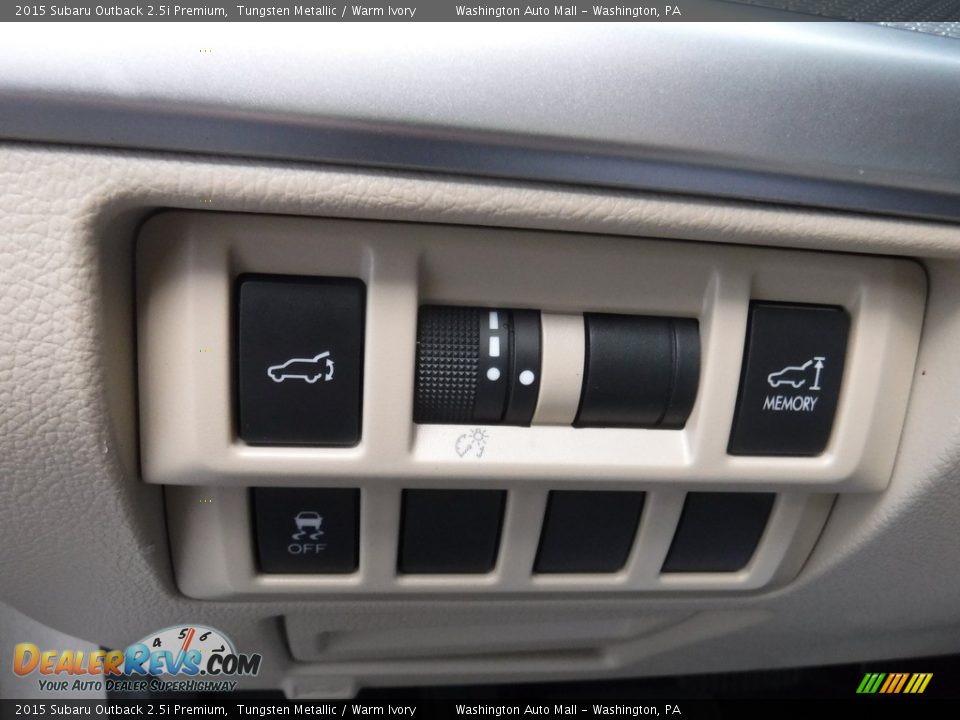 Controls of 2015 Subaru Outback 2.5i Premium Photo #15