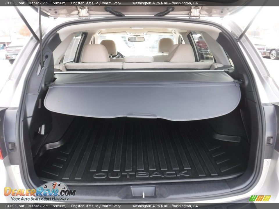 2015 Subaru Outback 2.5i Premium Trunk Photo #33