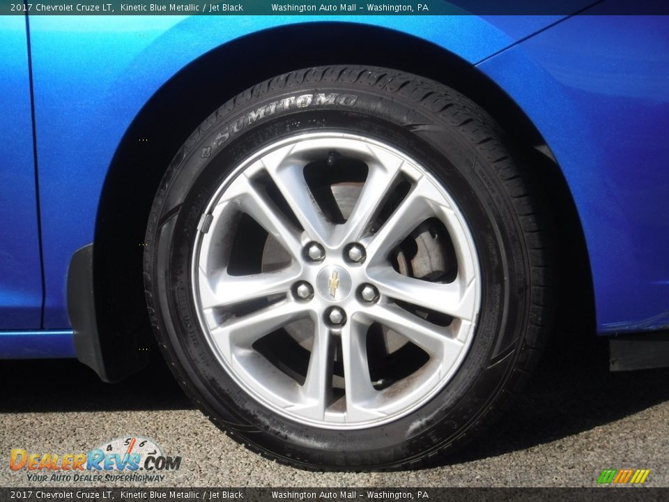 2017 Chevrolet Cruze LT Kinetic Blue Metallic / Jet Black Photo #10