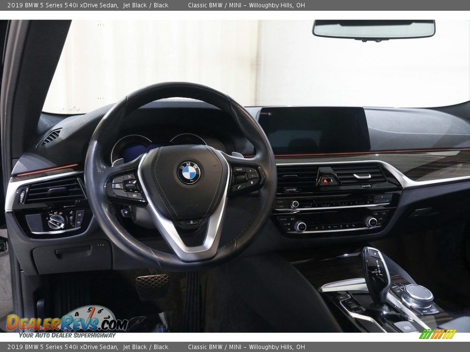 2019 BMW 5 Series 540i xDrive Sedan Jet Black / Black Photo #6