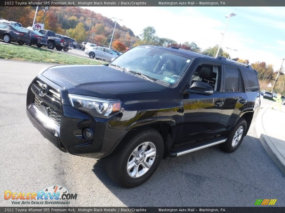 2022 Toyota 4Runner SR5 Premium 4x4 Midnight Black Metallic / Black/Graphite Photo #16