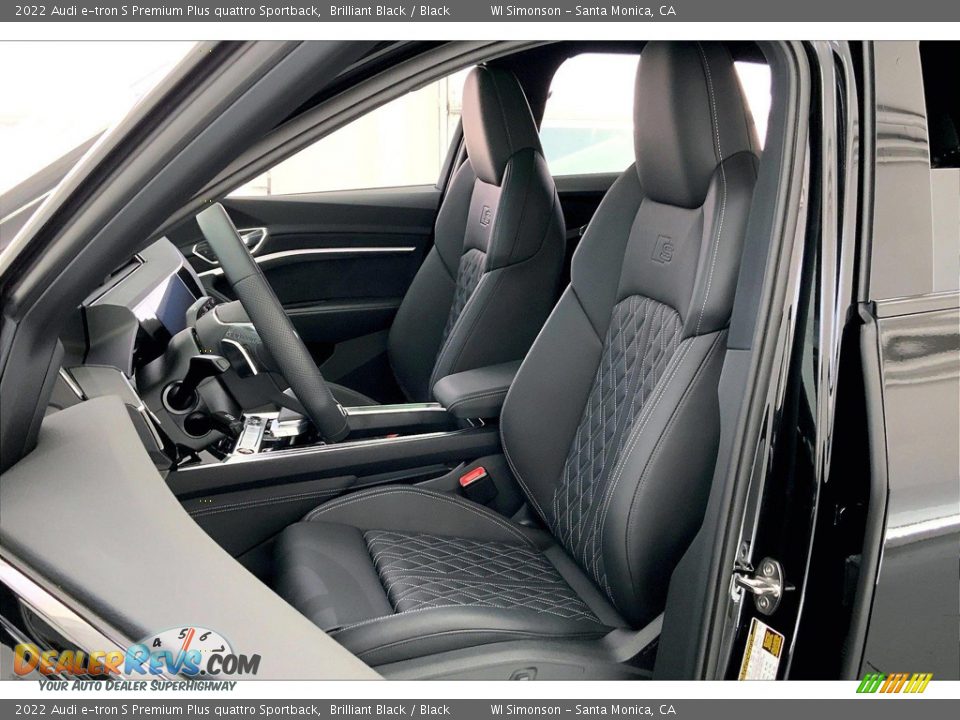 Front Seat of 2022 Audi e-tron S Premium Plus quattro Sportback Photo #18
