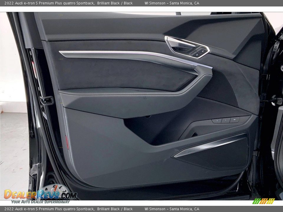 Door Panel of 2022 Audi e-tron S Premium Plus quattro Sportback Photo #26