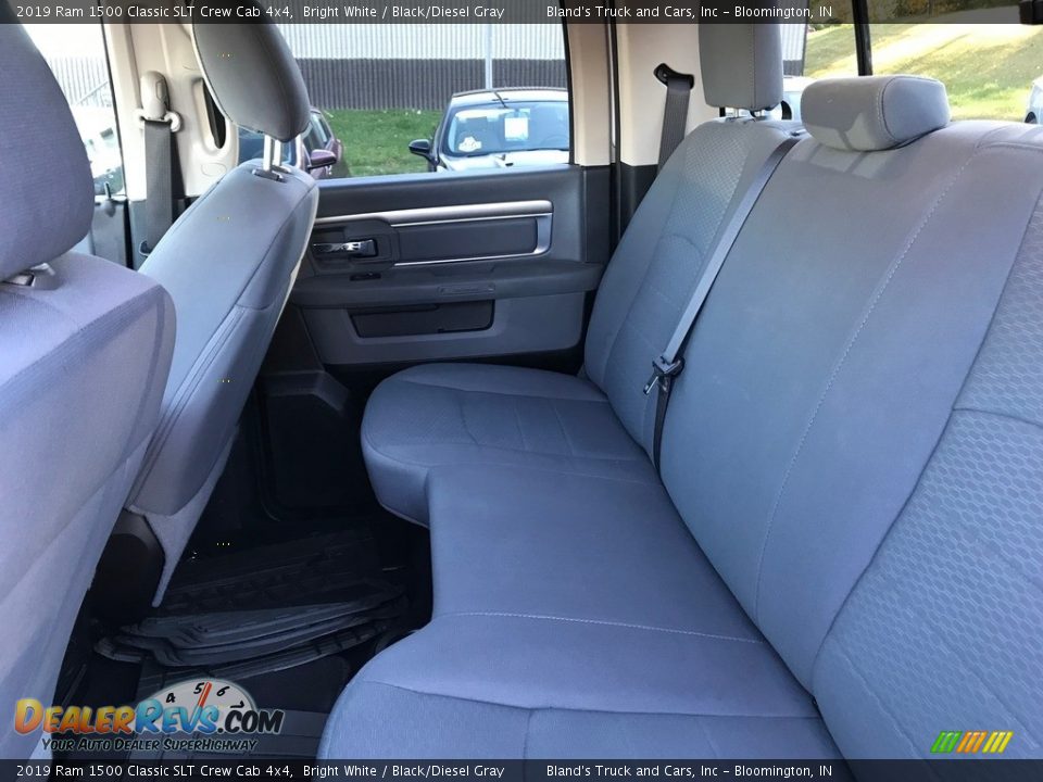 2019 Ram 1500 Classic SLT Crew Cab 4x4 Bright White / Black/Diesel Gray Photo #25