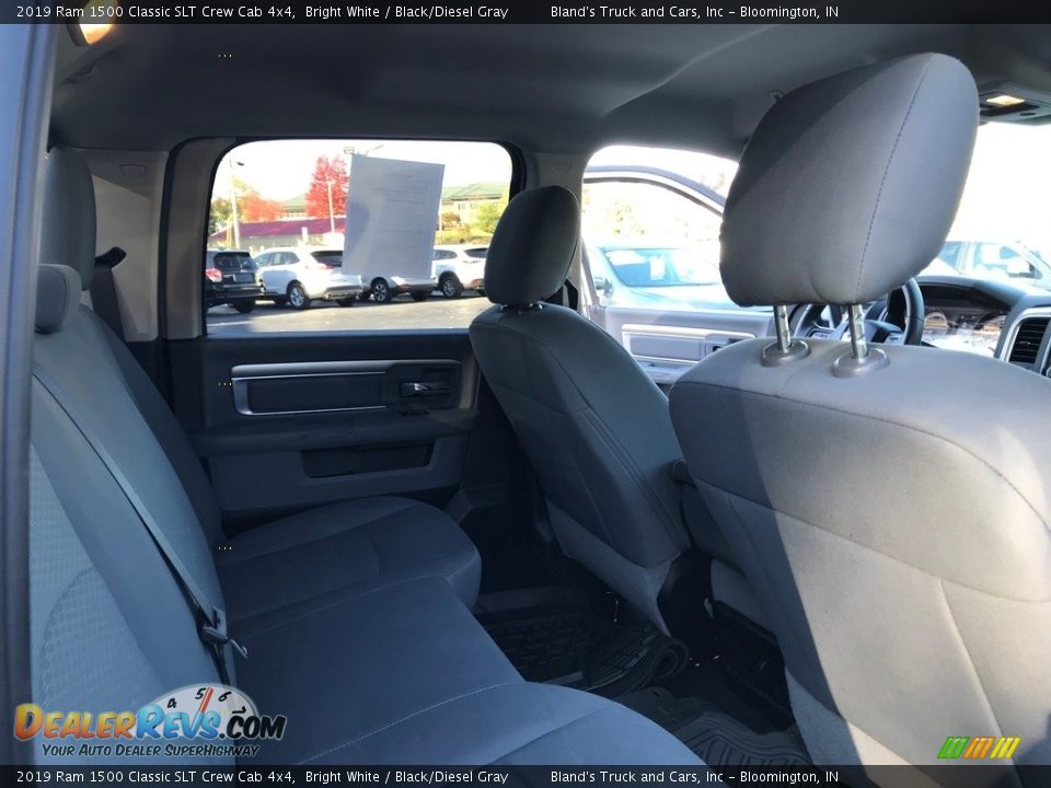 2019 Ram 1500 Classic SLT Crew Cab 4x4 Bright White / Black/Diesel Gray Photo #28