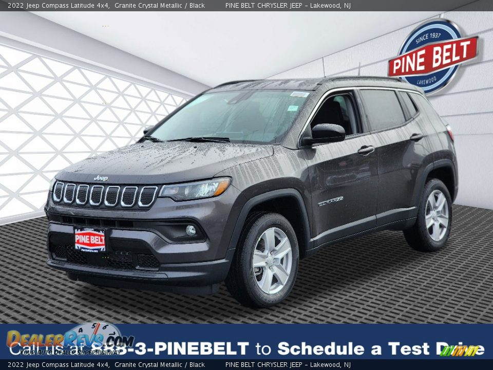 2022 Jeep Compass Latitude 4x4 Granite Crystal Metallic / Black Photo #1